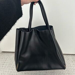 Everyday black tote